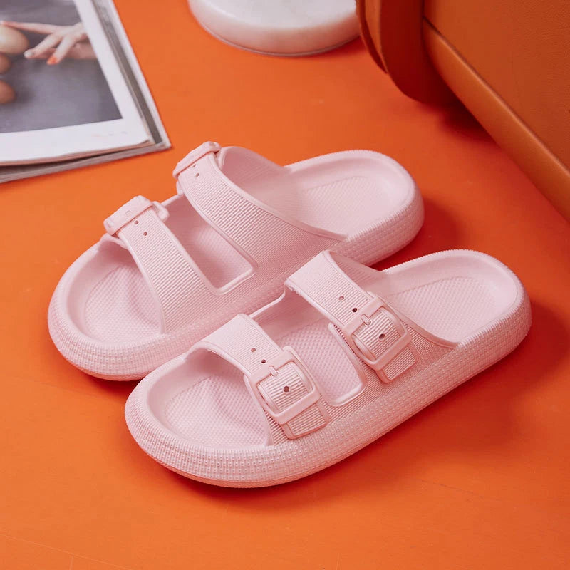 The Levurs - Sandals